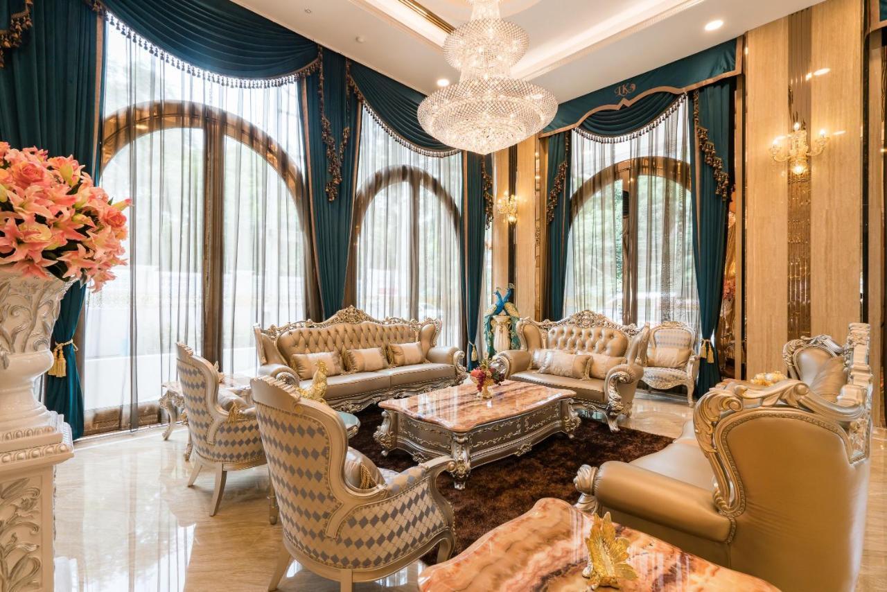 Lk Emerald Beach - Sha Extra Plus Pattaya Luaran gambar Interior of the hotel