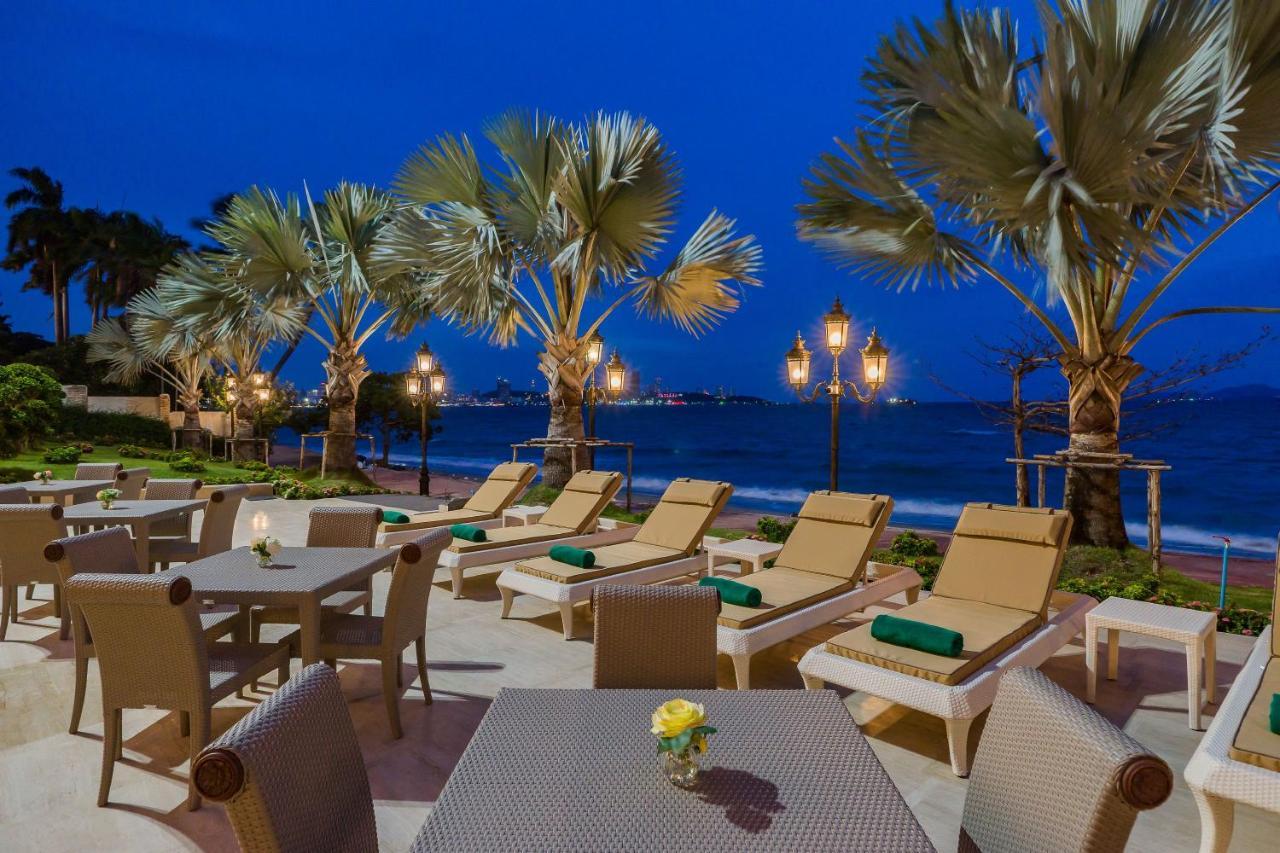 Lk Emerald Beach - Sha Extra Plus Pattaya Luaran gambar Beachfront at the Westin Resort & Spa, Desaru Coast